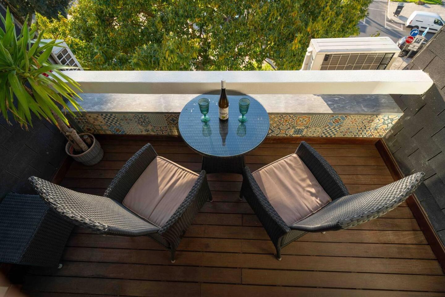 Sea View W Balcony 2 Mins Walk To Beach & Casino Estoril Luaran gambar
